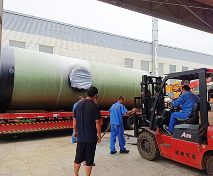 我司为用户定制一体化预制泵站装车发货应用广西龙州县雨污水提升工程